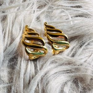 Vintage Napier Clip on earrings
